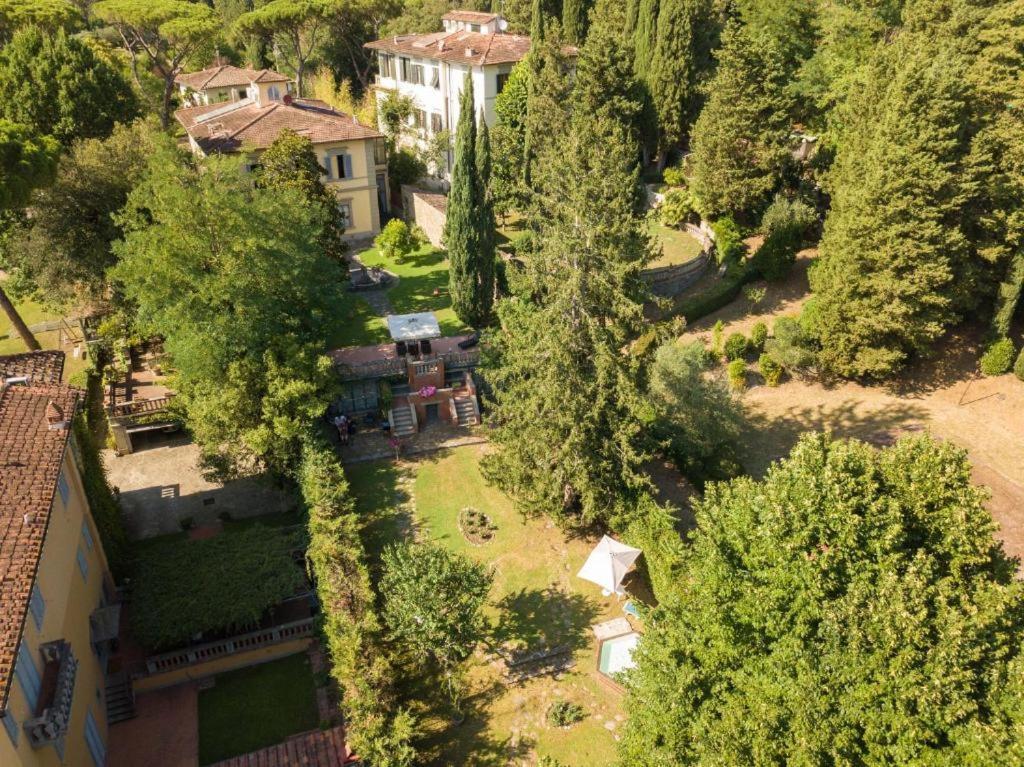 Hébergement de vacances Lia - In With Private Garden And Pool *