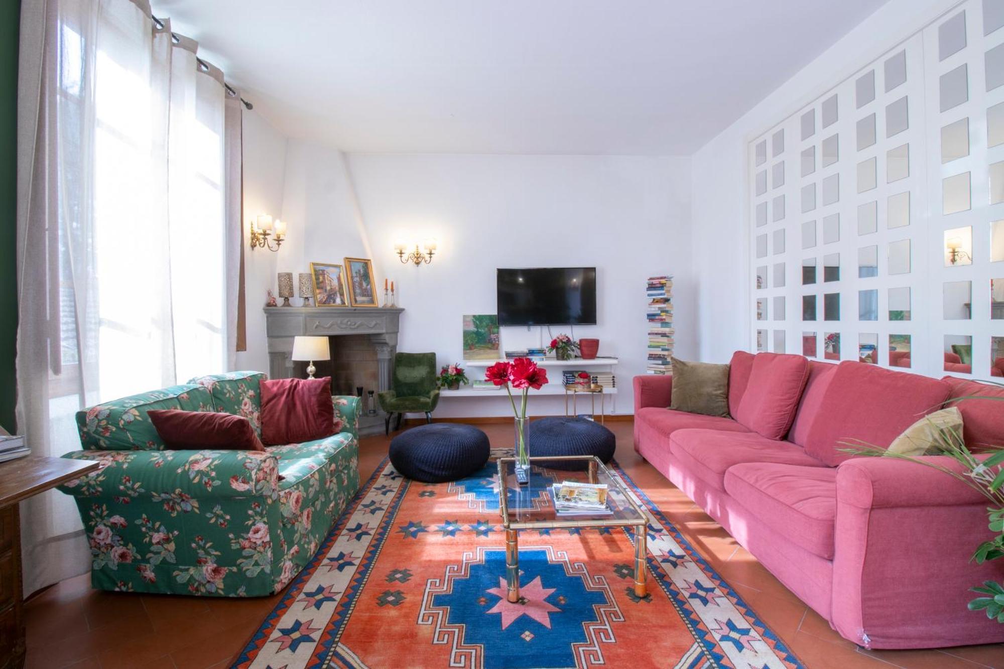 Lia - In With Private Garden And Pool Hébergement de vacances Florence