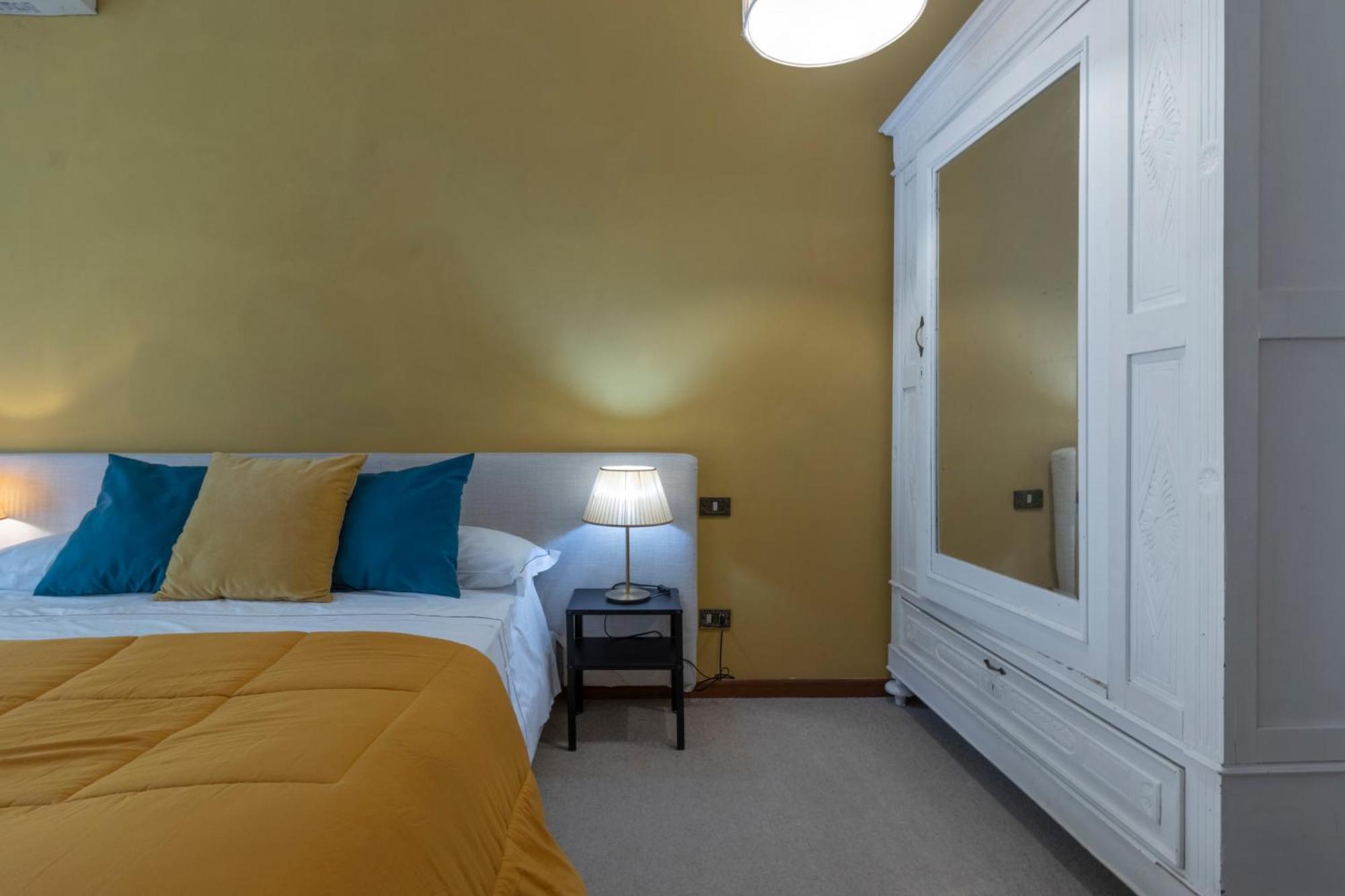 Hébergement de vacances Lia - In With Private Garden And Pool *